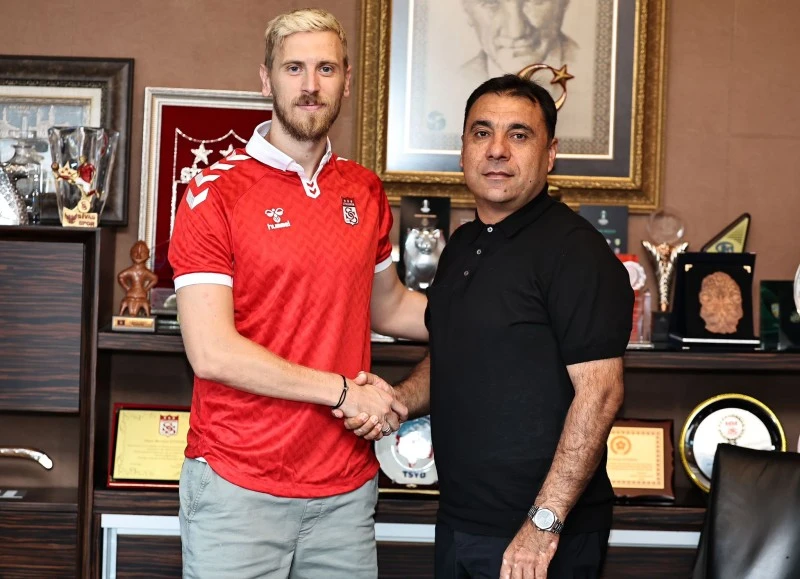 Sivasspor'dan Bir Transfer Daha