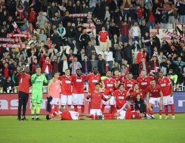 Sivasspor’dan Maç Sonu Büyük Sevinç