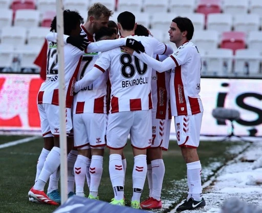 Sivasspor Lider Konumda