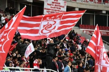 Sivasspor Taraftarı Sınıfta Kaldı