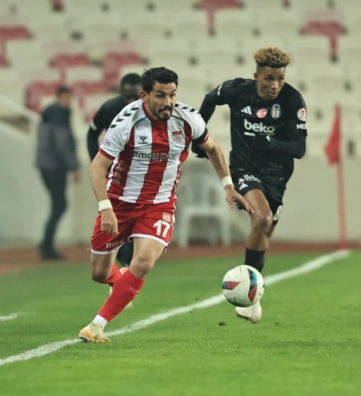 Sivasspor'un Tepki Çeken Futbolcusu Konuştu!