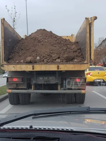 Trafiği Tehlikeye Attı