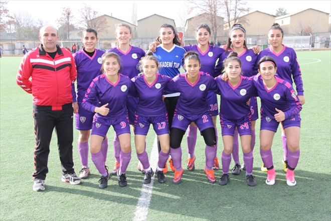 Kadın Futbolcularda  3´NCÜ MAÇTA 2´NCİ GALİBİYET