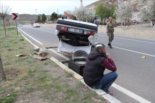 TAKLA ATAN OTOMOBİLDEN YARA ALMADAN KURTULDU