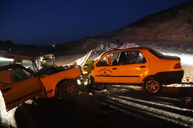 TRAFİK KAZALARI: 5 YARALI