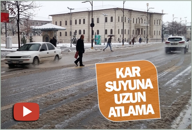 KAR SUYUNA UZUN ATLAMA - video