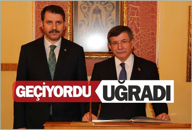 GEÇİYORDU UĞRADI