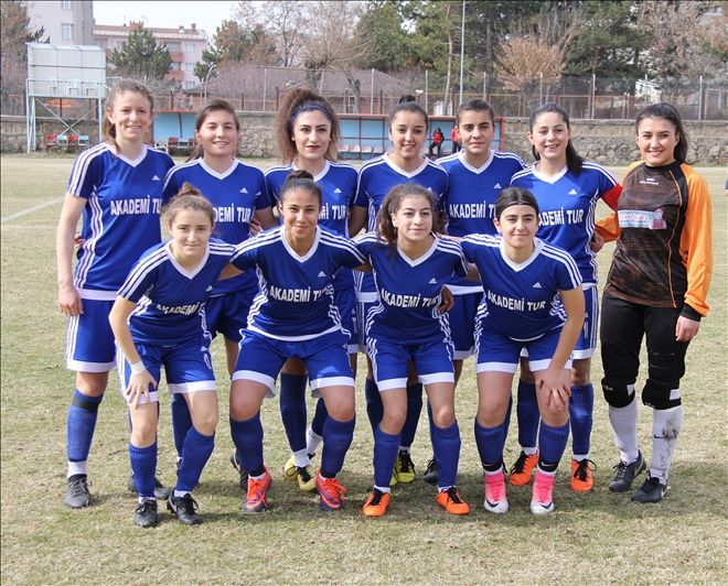 KADINLAR FUTBOLDA LİG SONA ERDİ