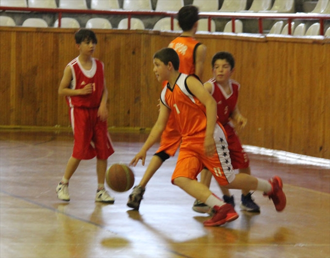 BASKETBOL´DA MAÇLAR BİTMİŞ Mİ?