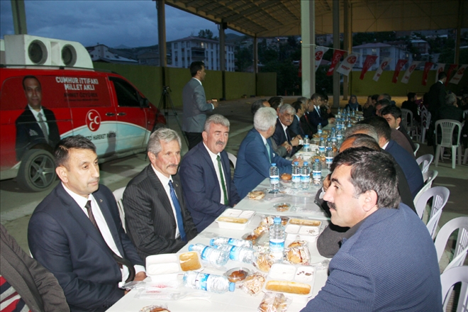 Suşehri´nde ülkücüler iftarda bir araya geldi