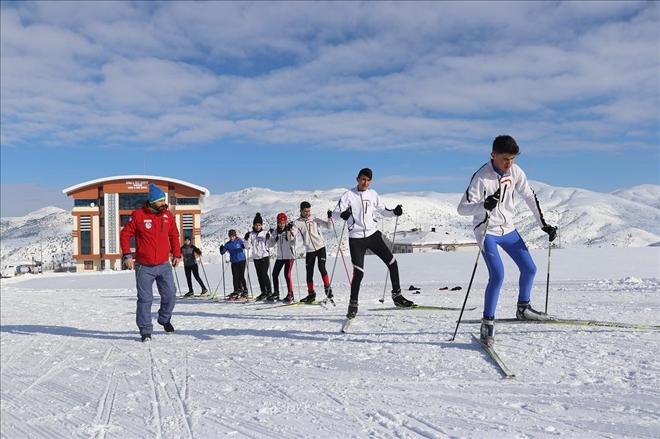 Olimpik sporcular yetişiyor 