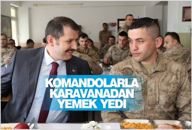 KOMANDOLARLA KARAVANADAN YEMEK YEDİ