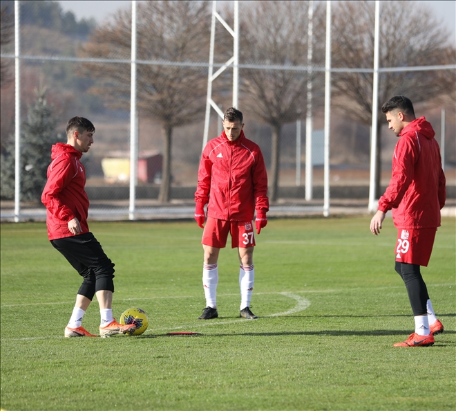  Demir Grup Sivasspor, Göztepe İle Karşılaşacak