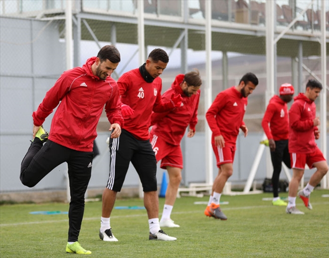 SİVASSPOR VİTES YÜKSELTTİ