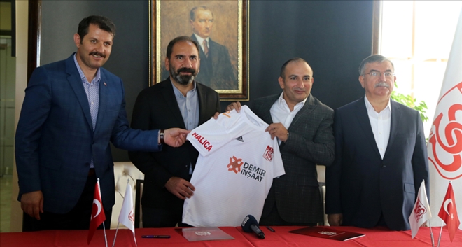 SİVASSPOR´DA SPONSORLUK ANLAŞMASI