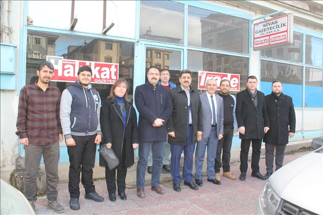 AK PARTİ´DEN GAZETECİLER GÜNÜ ZİYARETİ