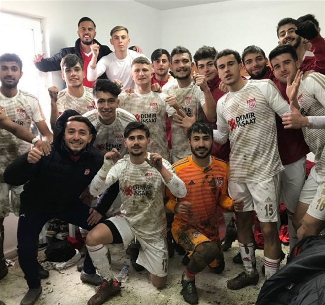 U19 BAŞKENT´TEN 3 PUANLA DÖNDÜ 