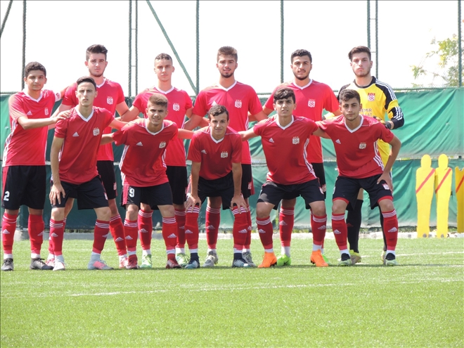 YİĞİDO ANKARA´DA 2-1 MAĞLUP OLDU