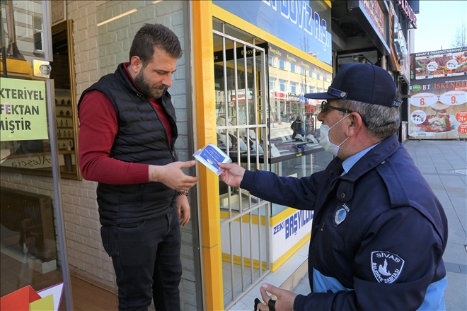 MASKE DAĞITIMI DEVAM EDİYOR