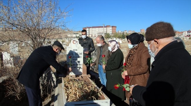 "AŞIK SEFİL SELİMİ" MEZARI BAŞINDA ANILDI