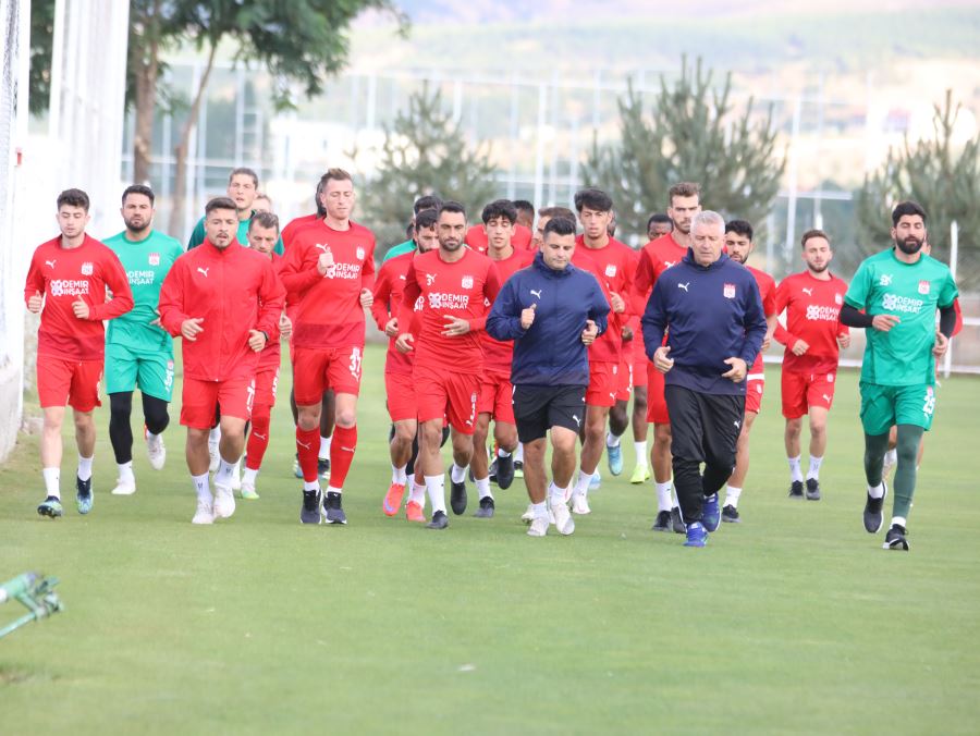 ANTALYA MAÇINA SIKI HAZIRLIK