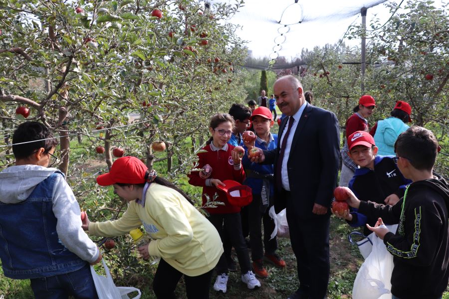 Öğrencilere tarım eğitimi verildi