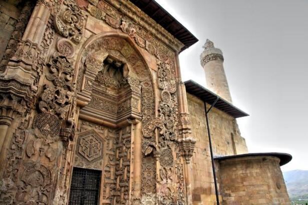 Divriği Ulu Camii'nde restorasyon yeniden başladı