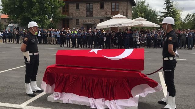 Sivaslı polis kalbine yenik düştü