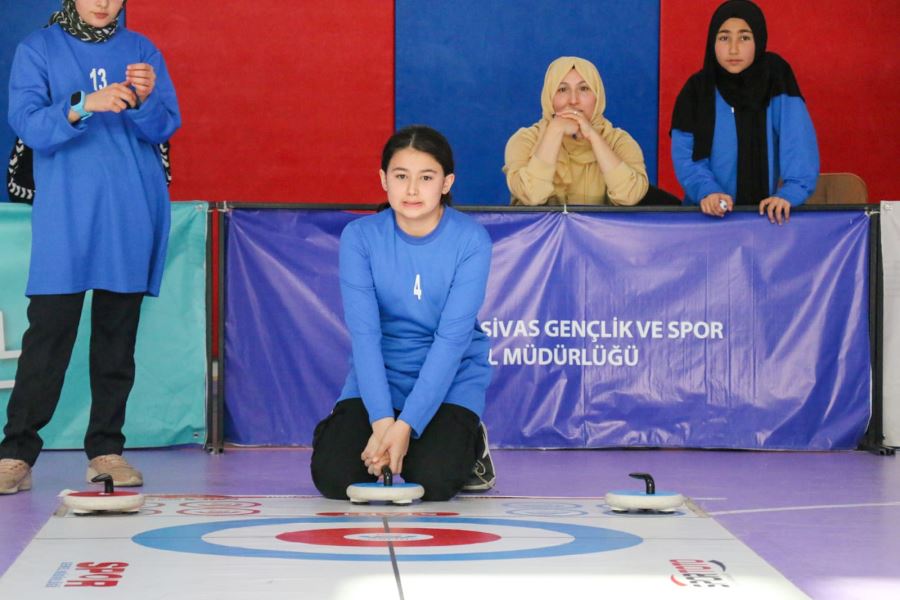 Floor Curling rüzgarı esiyor